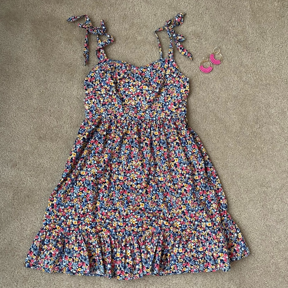 Old Navy Ditsy Floral Sundress
